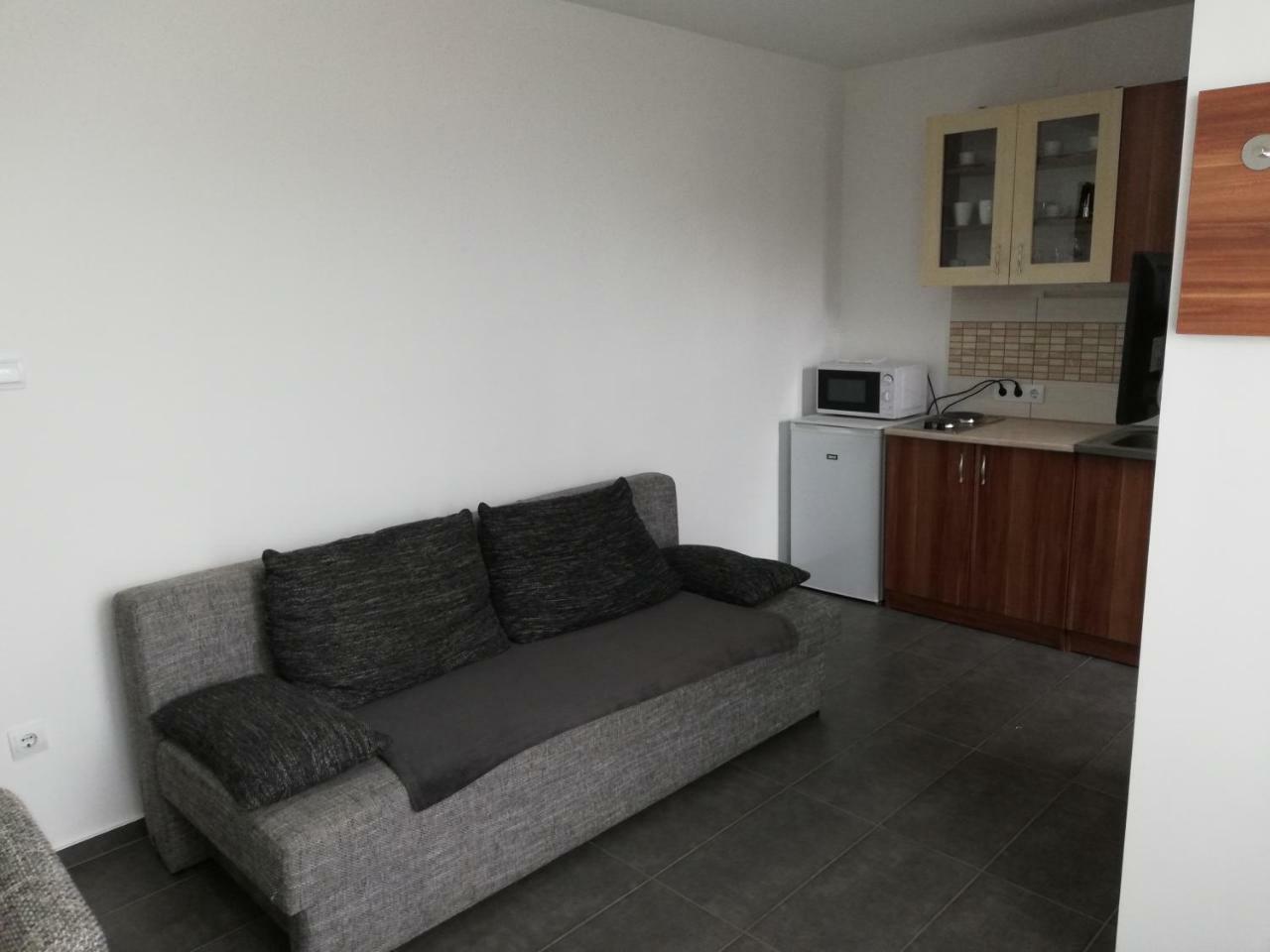 Apartman 25 Sopron Esterno foto